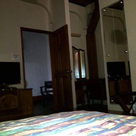 Hotel Posada De Don Jose Retalhuleu Zimmer foto
