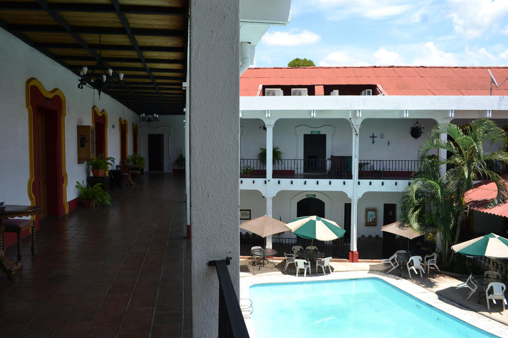 Hotel Posada De Don Jose Retalhuleu Exterior foto